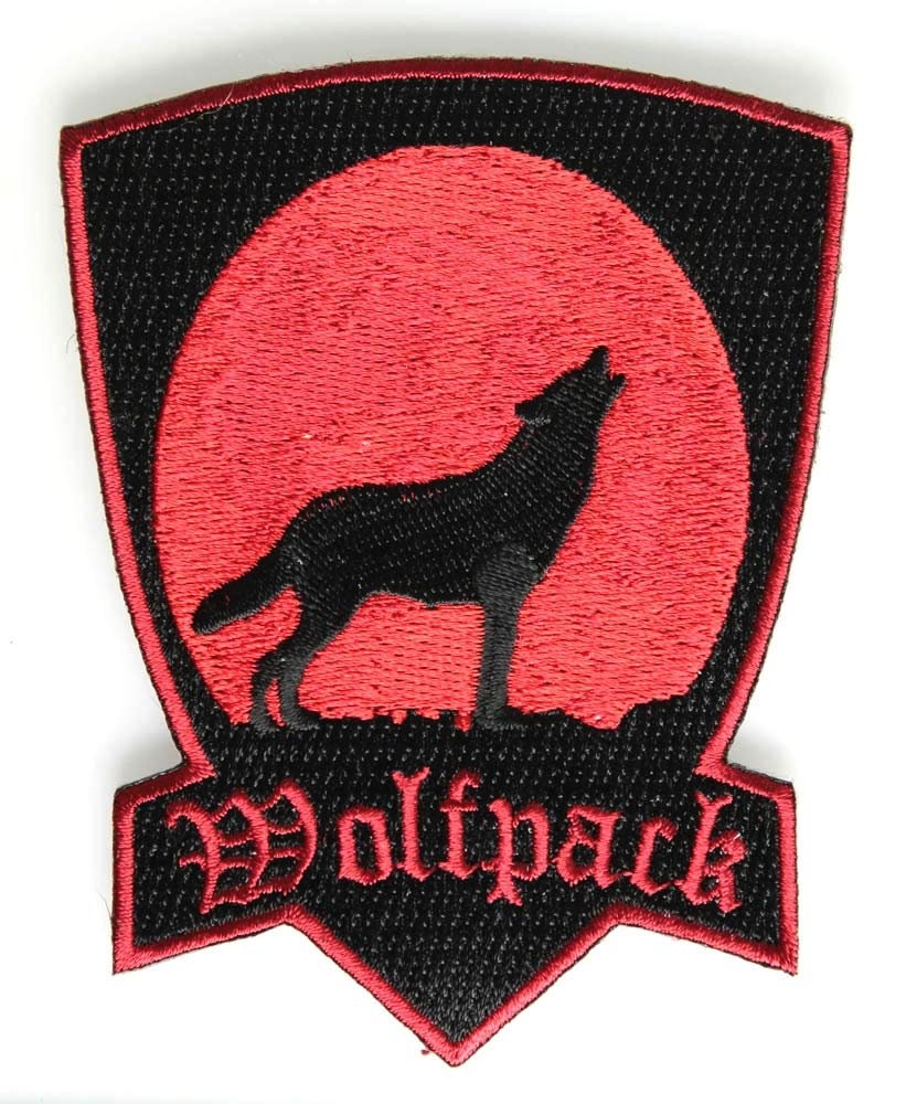 WOLFPACK Red Howling Moon Biker Motorcycle Embroidered Patch Craft Supply