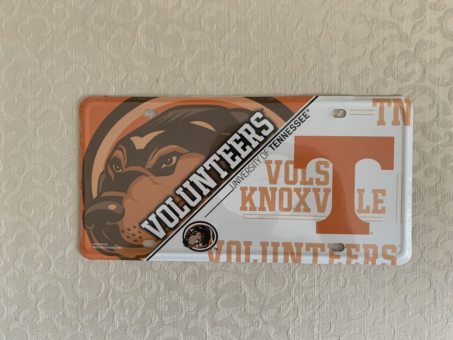 TENNESSEE VOLUNTEERS Vols Metal License Plate Sign Novelty Vanity Craft Supply
