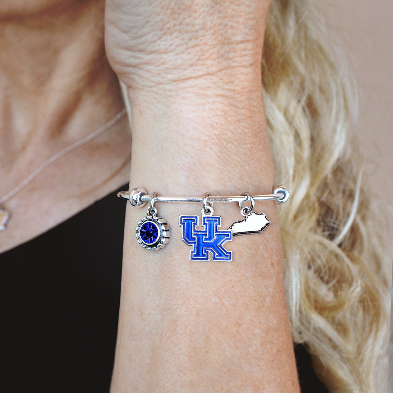 Officially Licensed KENTUCKY WILDCATS Bracelet - Triple Charm Bracelet with Crystal Kentucky State Pewter Charms Sterling Plated