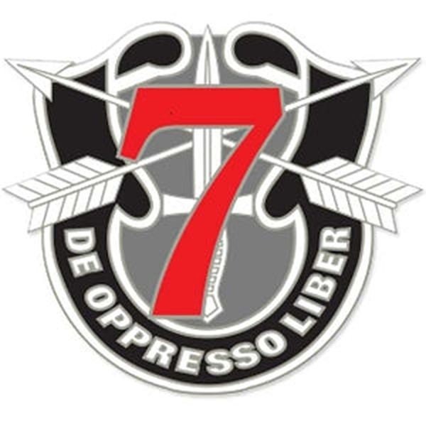 ARMY 7th Special Forces Lapel Pin - 1 Inch - United States Army Enamel Pin Backpack Tie Shirt Button Pinback Craft Supply