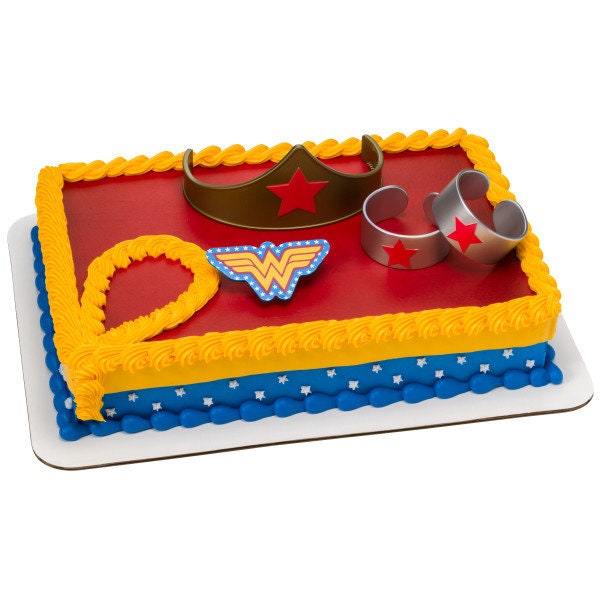 WONDER WOMAN Cake Topper Strength & Power Cake Decoration Decoset Birthday