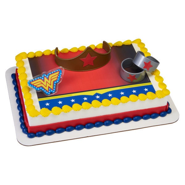 WONDER WOMAN Cake Topper Strength & Power Cake Decoration Decoset Birthday