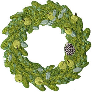 CHRISTMAS WREATH Patch - Embroidered Patch Applique Craft Supply