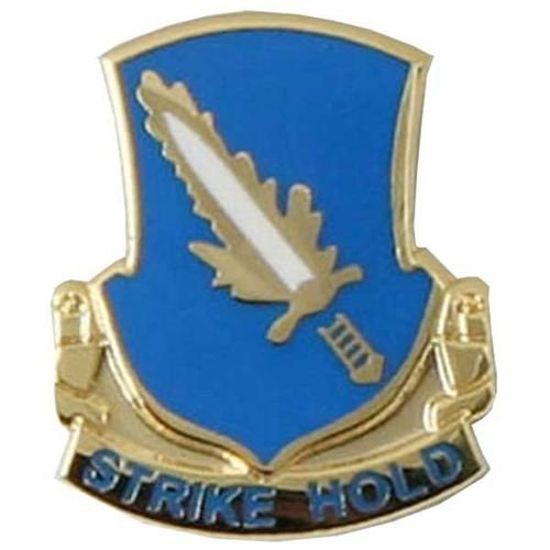 U.S. ARMY 504th Parachute Infantry Regiment Lapel Pin - Crest Strike Hold Enamel Pin for Backpack Tie Shirt Trading Button Pinback