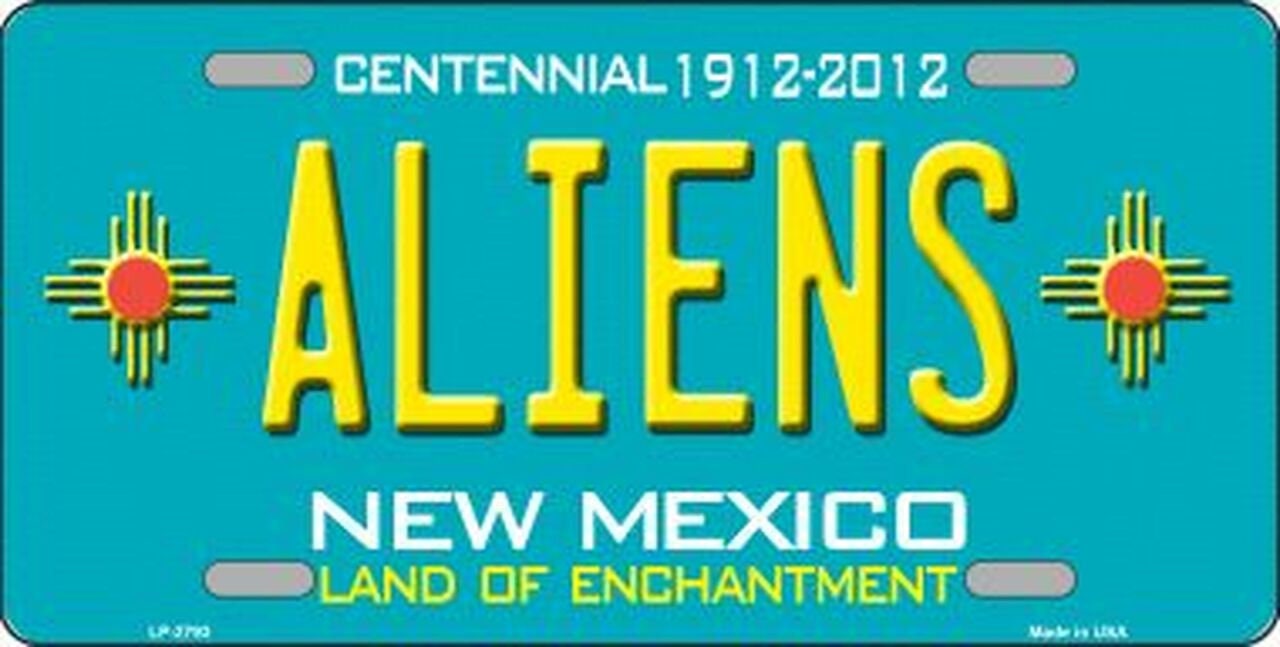 ALIENS New Mexico State Background Metal License Plate Sign Novelty Vanity